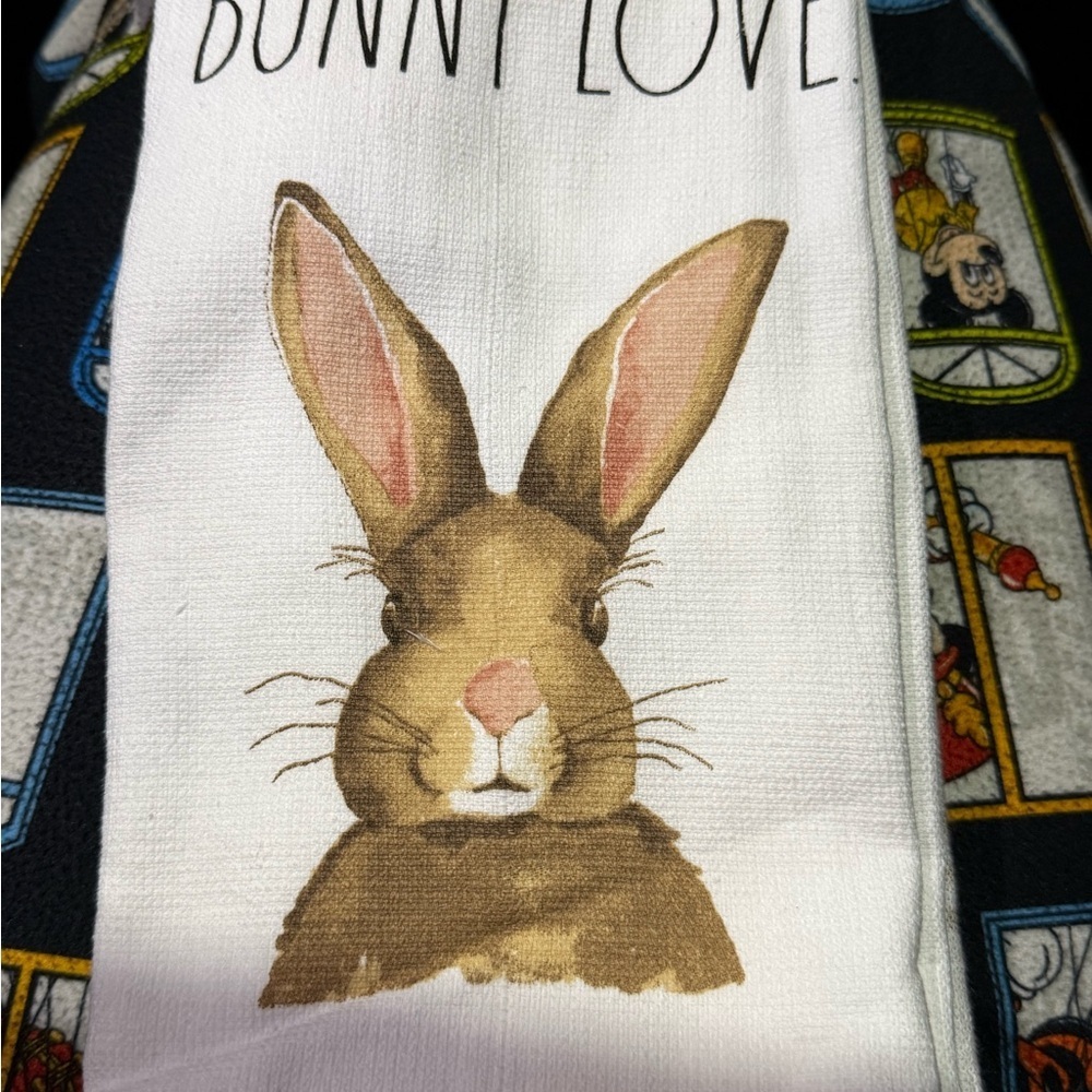 Rae Dunn White Kitchen Towels - set of 3- BUNNY LOVE- NWT - Picture 3 of 7